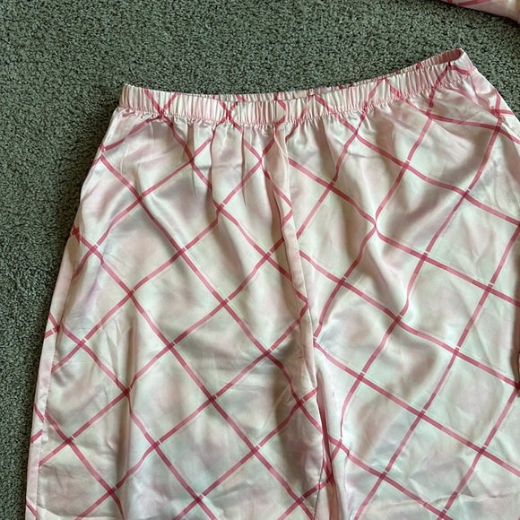 Pink pajama set - Picture 4 of 4